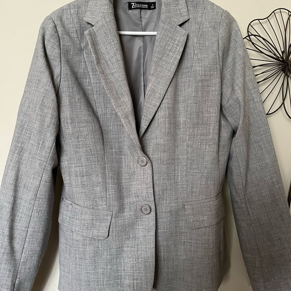 Women’s Gray blazer| New York & Company| size 10